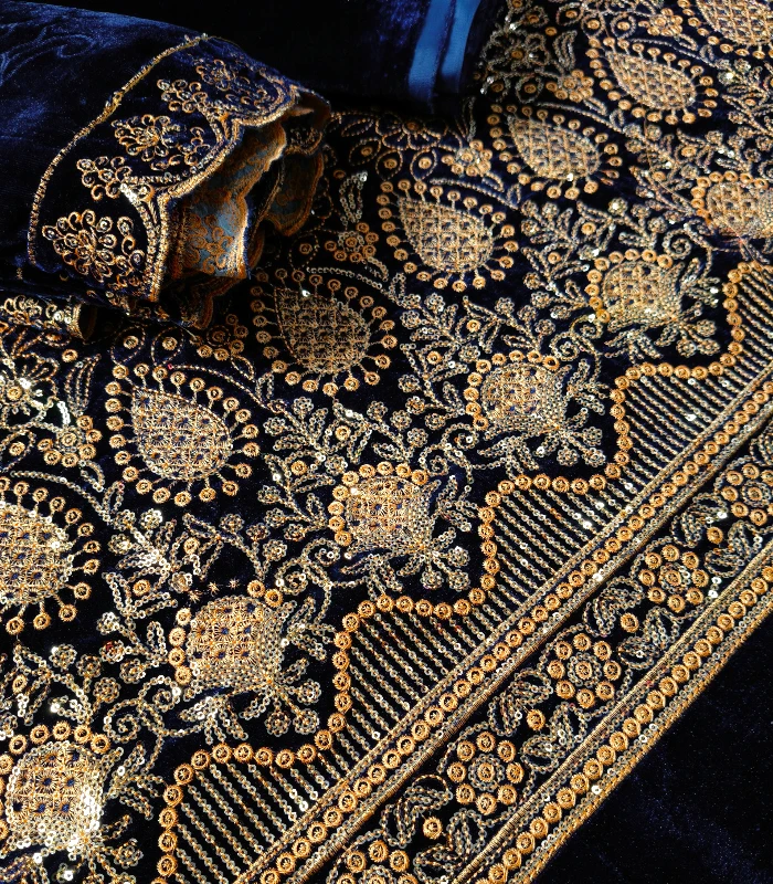 IMG_20251218_170253 (13) Velura Luxe-Palachi Dupatta Velvet Embroidered 3-PC - Image 1