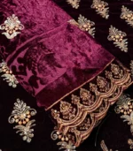 Velura Luxe-Palachi Dupatta Velvet Embroidered 3-PC - Image 3