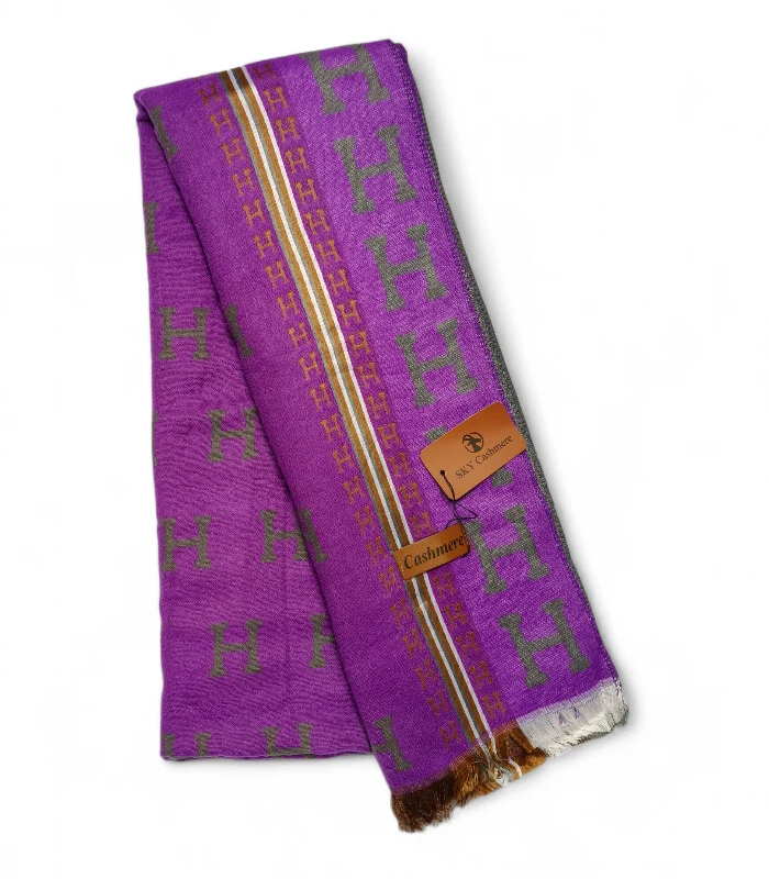 IMG_20251218_170253 (2) (2) Signature Wool Stole – Imported Collection - Image 3