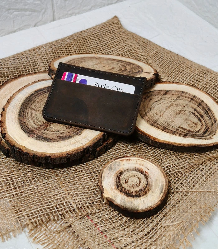 Card Holder 2 Slim Classic Leather Card Holder - Image 1