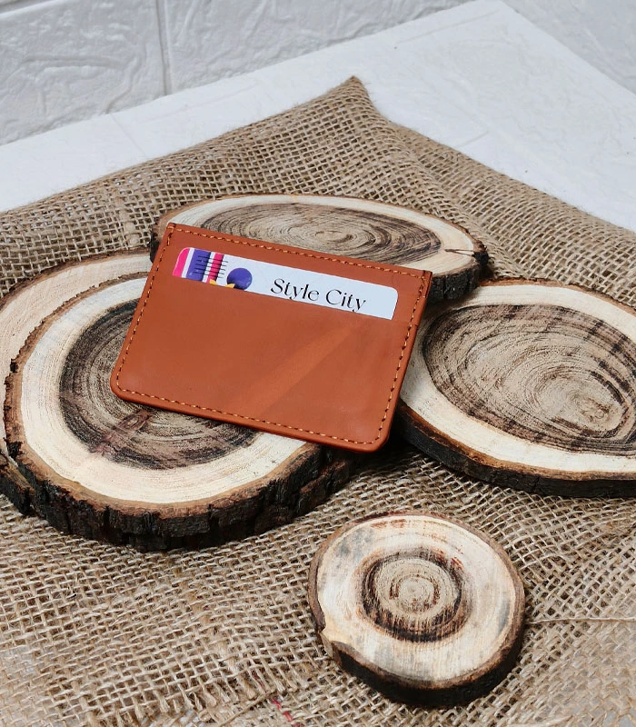 Card Holder 4 Slim Classic Leather Card Holder - Image 1