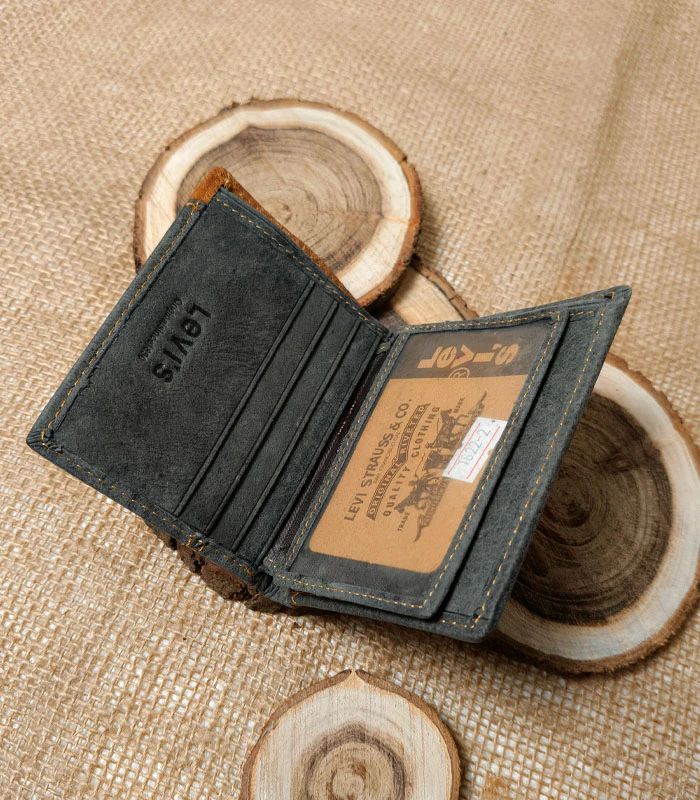 Levis D2.2 Levis Style Bifold Bulky Wallet - Image 2