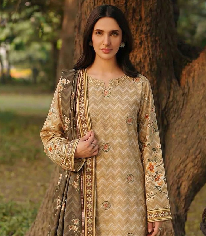 d Rangbhari Unstitched Embroidered 3-PC - Image 1