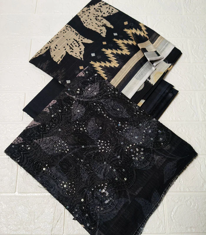 d2.3 Esra Embroidered Lawn 3-PC - Image 4