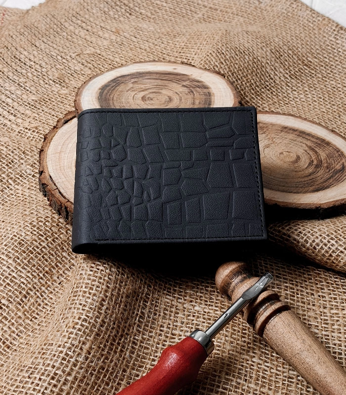 Chocodile Matt Mid Brown 1 Savage Croc Matte Leather Wallet – Bold Crocodile Pattern - Image 1