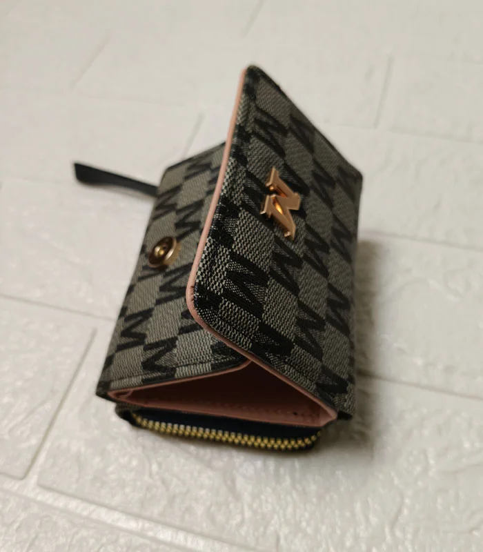 D8-3 Blush Charm 2-in-1 Korean-Style Cute Wallet - Image 4